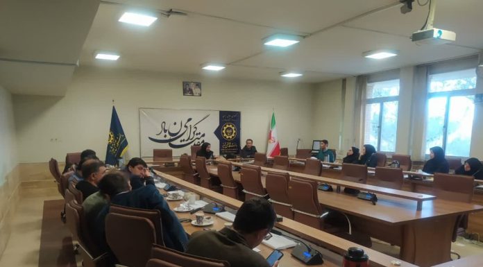 کارگاه مدیریت روابط نوجوانان در فضای مجازی با نگاهی به اجتماعی شدن مجازی نوجوانان مدیریت روابط نوجوانان در فضای مجازی با نگاهی به اجتماعی شدن مجازی نوجوانان